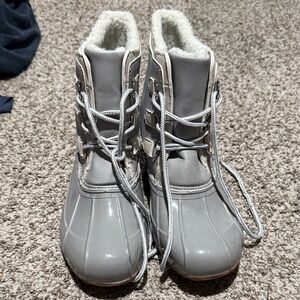 JustFab Light Gray Fur-Lined Boots